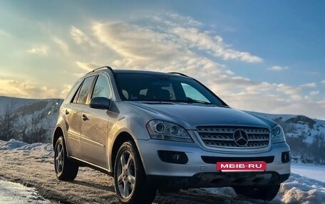 Mercedes-Benz M-Класс, 2005 год, 1 050 000 рублей, 3 фотография