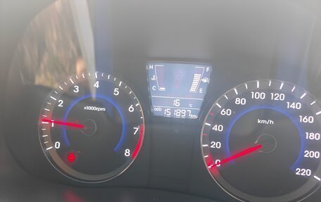 Hyundai Solaris II рестайлинг, 2012 год, 650 000 рублей, 6 фотография