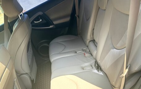 Toyota RAV4, 2008 год, 1 400 000 рублей, 4 фотография