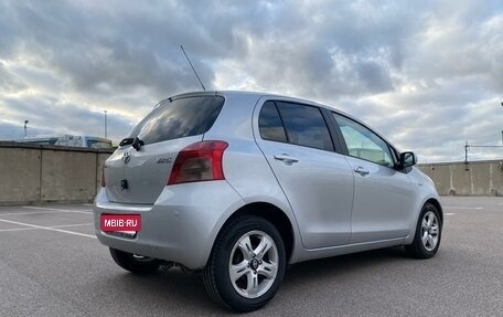 Toyota Yaris III рестайлинг, 2006 год, 520 000 рублей, 2 фотография