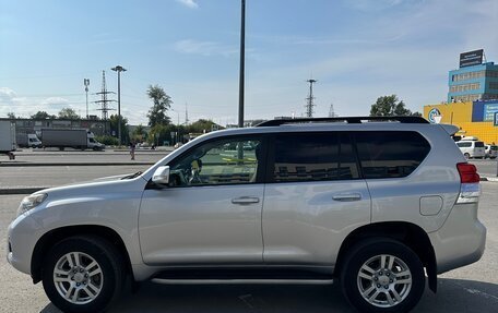 Toyota Land Cruiser Prado 150 рестайлинг 2, 2012 год, 3 250 000 рублей, 8 фотография