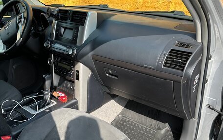 Toyota Land Cruiser Prado 150 рестайлинг 2, 2012 год, 3 250 000 рублей, 14 фотография