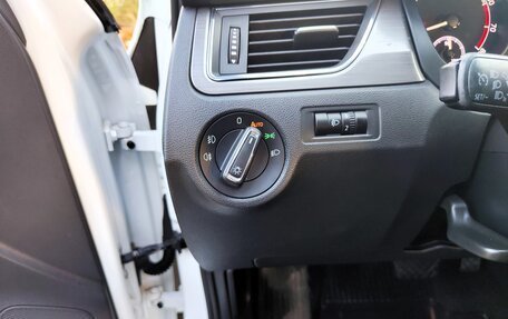 Skoda Rapid I, 2017 год, 1 250 000 рублей, 12 фотография