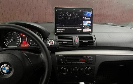 BMW 1 серия, 2008 год, 640 000 рублей, 2 фотография