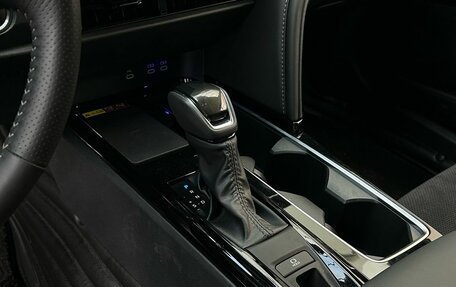 Toyota Camry, 2025 год, 3 700 000 рублей, 16 фотография