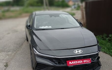Hyundai Elantra, 2023 год, 1 350 000 рублей, 4 фотография