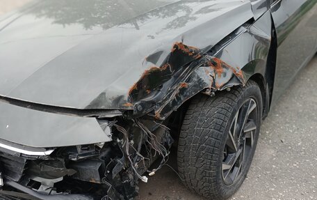 Hyundai Elantra, 2023 год, 1 350 000 рублей, 6 фотография