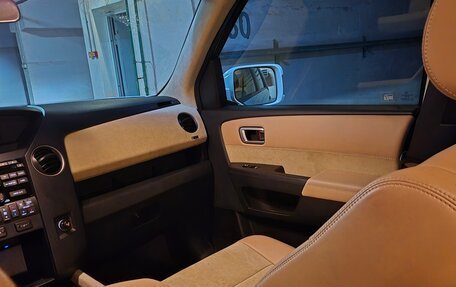 Honda Pilot III рестайлинг, 2012 год, 1 950 000 рублей, 27 фотография