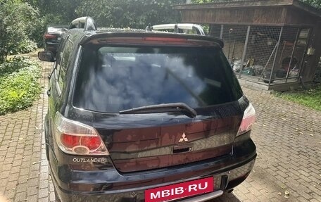 Mitsubishi Outlander III рестайлинг 3, 2006 год, 397 000 рублей, 8 фотография