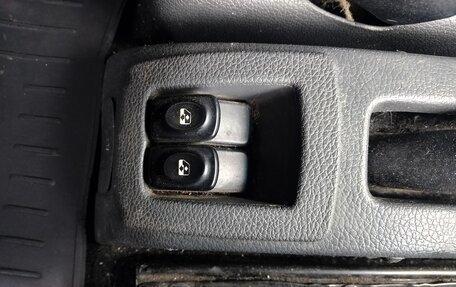 Renault Logan I, 2009 год, 385 000 рублей, 20 фотография