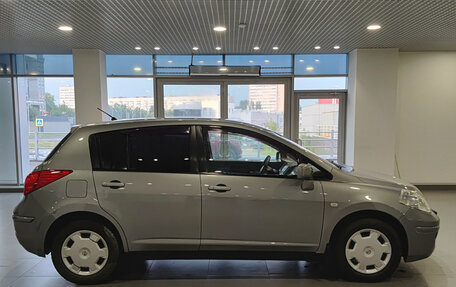 Nissan Tiida, 2010 год, 675 000 рублей, 5 фотография
