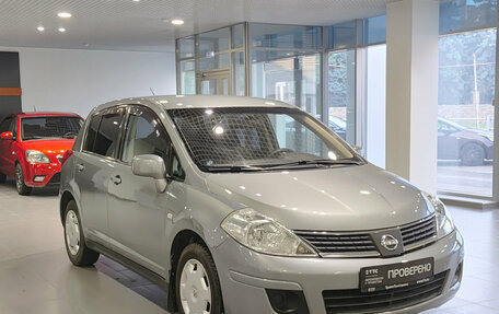 Nissan Tiida, 2010 год, 675 000 рублей, 3 фотография