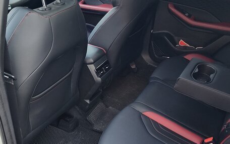 Geely Coolray I, 2024 год, 2 300 000 рублей, 7 фотография