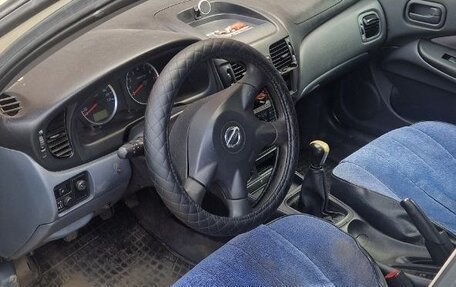 Nissan Almera, 2004 год, 260 000 рублей, 2 фотография
