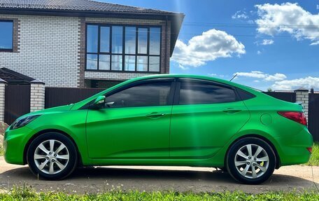 Hyundai Solaris II рестайлинг, 2012 год, 720 000 рублей, 5 фотография