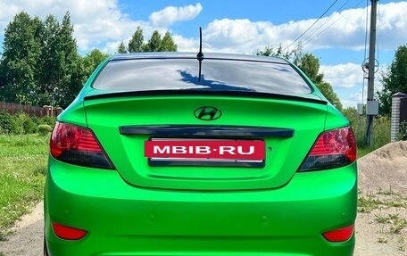 Hyundai Solaris II рестайлинг, 2012 год, 720 000 рублей, 3 фотография