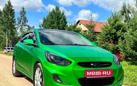 Hyundai Solaris II рестайлинг, 2012 год, 720 000 рублей, 4 фотография