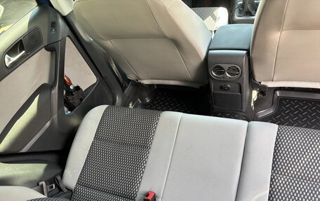 Volkswagen Tiguan I, 2010 год, 850 000 рублей, 12 фотография