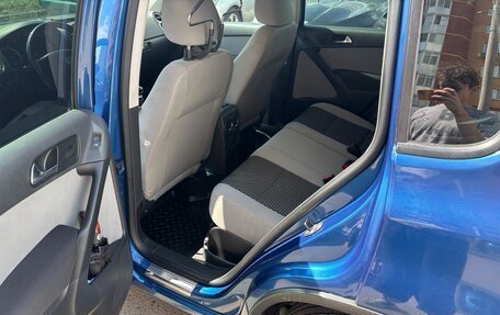 Volkswagen Tiguan I, 2010 год, 850 000 рублей, 16 фотография