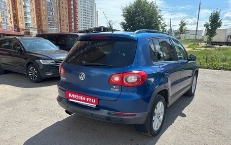 Volkswagen Tiguan I, 2010 год, 850 000 рублей, 4 фотография