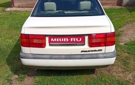 Volkswagen Passat B4, 1995 год, 230 000 рублей, 2 фотография