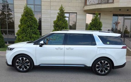 KIA Carnival, 2020 год, 2 490 000 рублей, 8 фотография