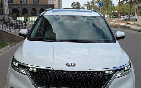 KIA Carnival, 2020 год, 2 490 000 рублей, 5 фотография