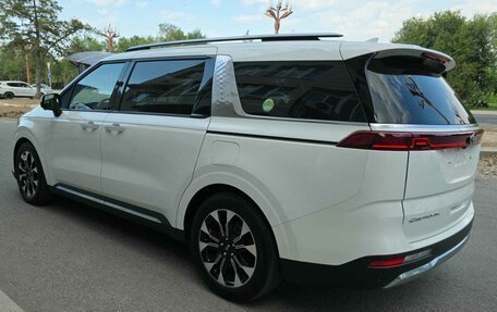 KIA Carnival, 2020 год, 2 490 000 рублей, 10 фотография