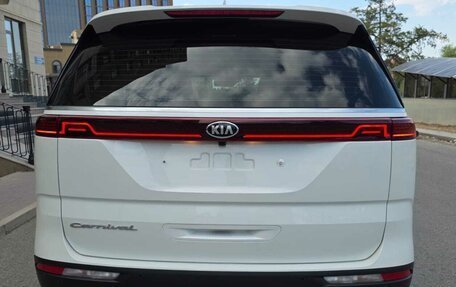 KIA Carnival, 2020 год, 2 490 000 рублей, 13 фотография