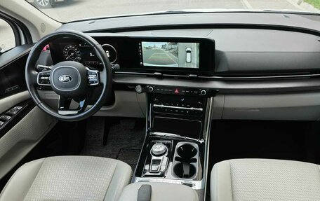 KIA Carnival, 2020 год, 2 490 000 рублей, 16 фотография