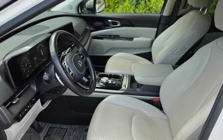 KIA Carnival, 2020 год, 2 490 000 рублей, 15 фотография