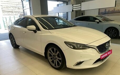 Mazda 6, 2017 год, 1 960 000 рублей, 3 фотография