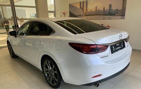 Mazda 6, 2017 год, 1 960 000 рублей, 6 фотография