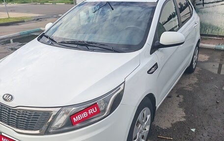 KIA Rio III рестайлинг, 2014 год, 825 000 рублей, 4 фотография