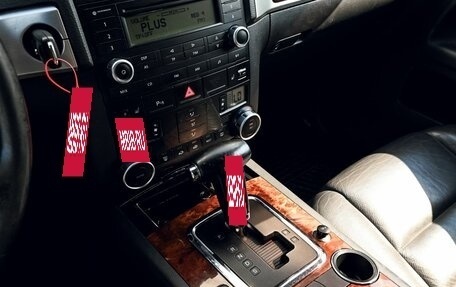 Volkswagen Touareg III, 2007 год, 959 000 рублей, 10 фотография