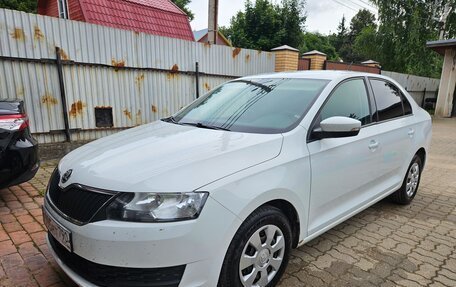 Skoda Rapid I, 2017 год, 1 000 000 рублей, 8 фотография