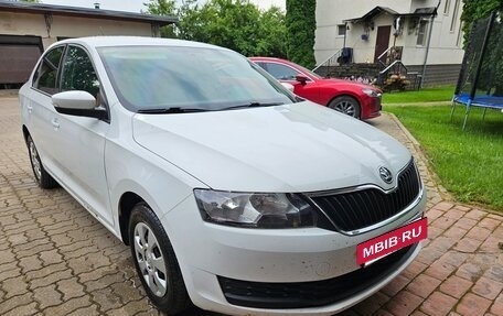 Skoda Rapid I, 2017 год, 1 000 000 рублей, 7 фотография