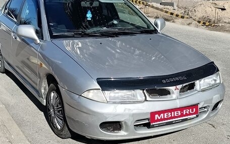 Mitsubishi Carisma I, 1995 год, 130 000 рублей, 5 фотография