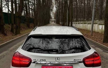 Mercedes-Benz GLA, 2018 год, 2 440 000 рублей, 6 фотография