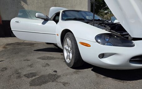 Jaguar XK II рестайлинг 2, 1997 год, 1 000 000 рублей, 3 фотография