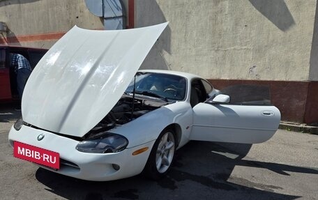Jaguar XK II рестайлинг 2, 1997 год, 1 000 000 рублей, 2 фотография
