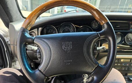 Jaguar XK II рестайлинг 2, 1997 год, 1 000 000 рублей, 19 фотография