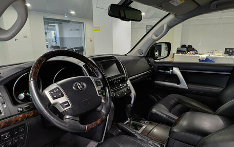 Toyota Land Cruiser 200, 2014 год, 4 368 000 рублей, 20 фотография