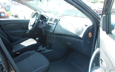 Renault Sandero II рестайлинг, 2015 год, 865 000 рублей, 12 фотография