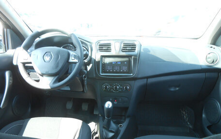Renault Sandero II рестайлинг, 2015 год, 865 000 рублей, 8 фотография