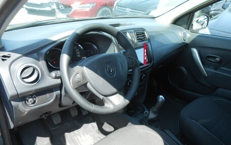 Renault Sandero II рестайлинг, 2015 год, 865 000 рублей, 10 фотография