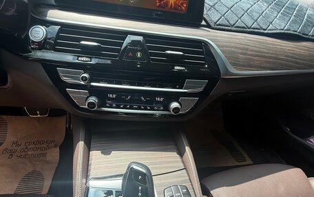 BMW 5 серия, 2020 год, 4 900 000 рублей, 14 фотография