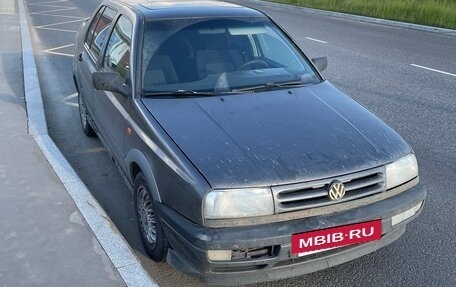 Volkswagen Vento, 1991 год, 70 000 рублей, 5 фотография