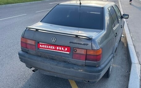 Volkswagen Vento, 1991 год, 70 000 рублей, 3 фотография