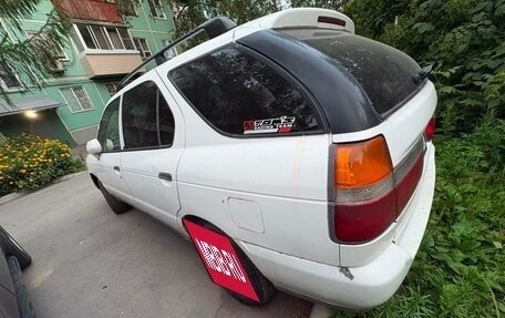 Nissan Rnessa, 1997 год, 270 000 рублей, 3 фотография